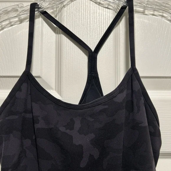 Lululemon Power Y Tank sz 10 - Picture 5 of 9